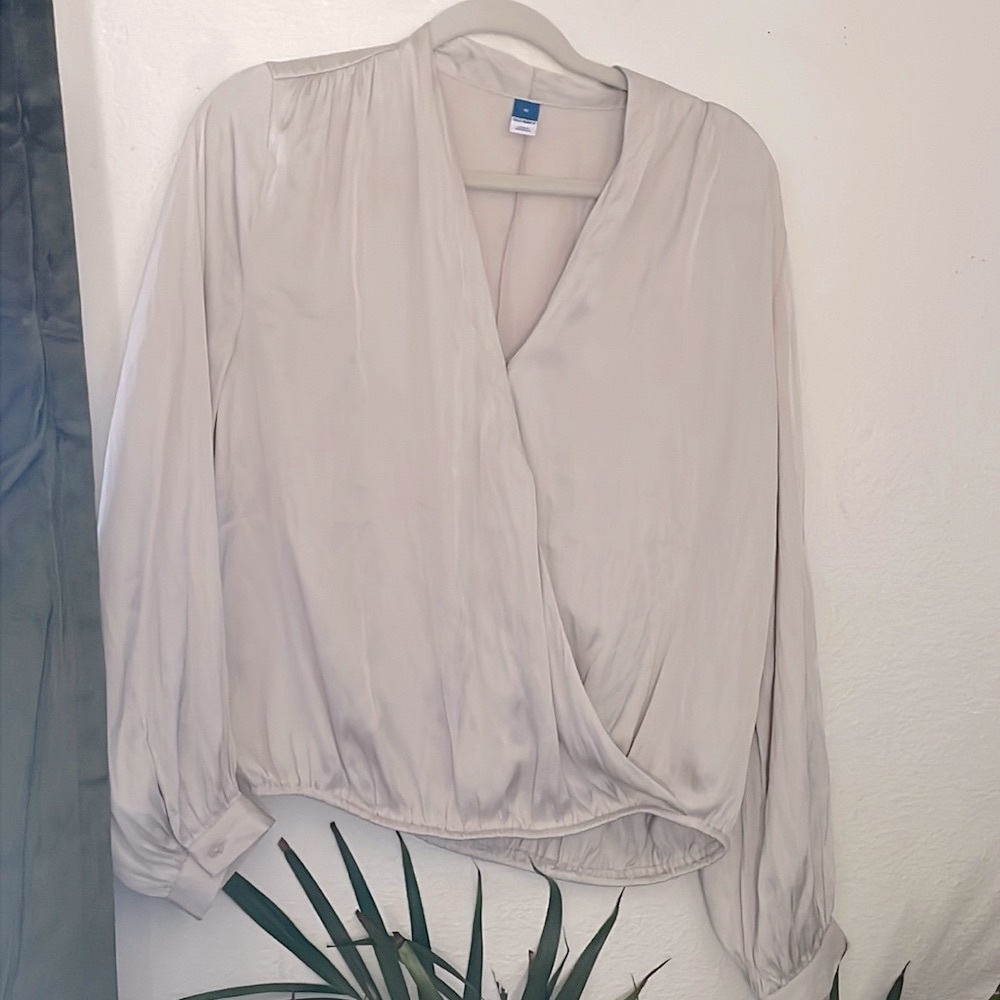 Old navy blouse